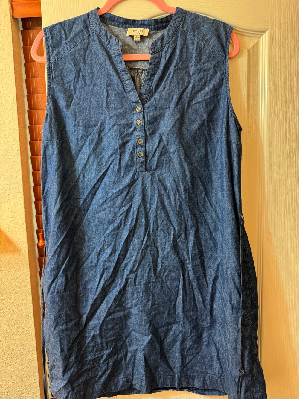 Umgee Sleeveless Denim Tunic dress  in Dark Blue